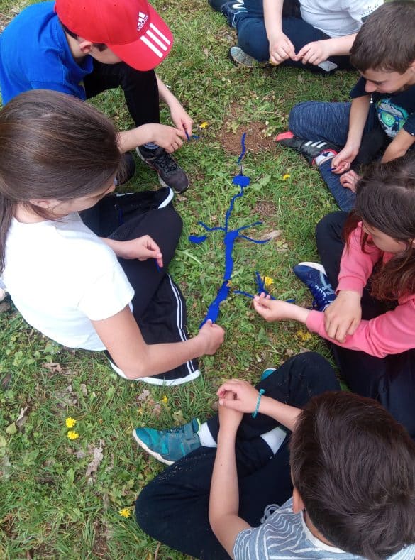 école dehors Vinciane Nature et Montagne